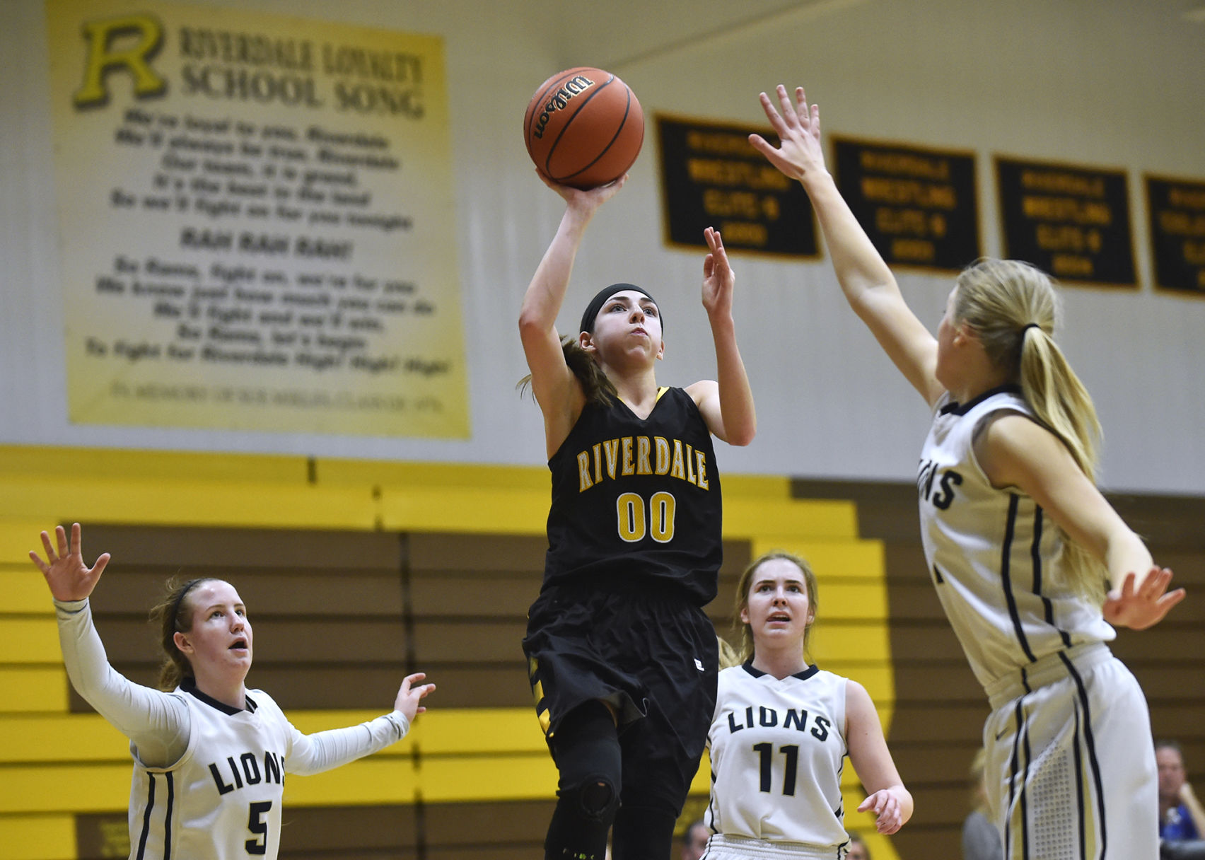 Class 2A Girls' Basketball Riverdale Regional Final: Riverdale vs. Harvest Christian